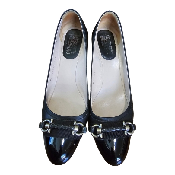 Salvatore Ferragamo Cocktail Pump - Picture 1 of 8